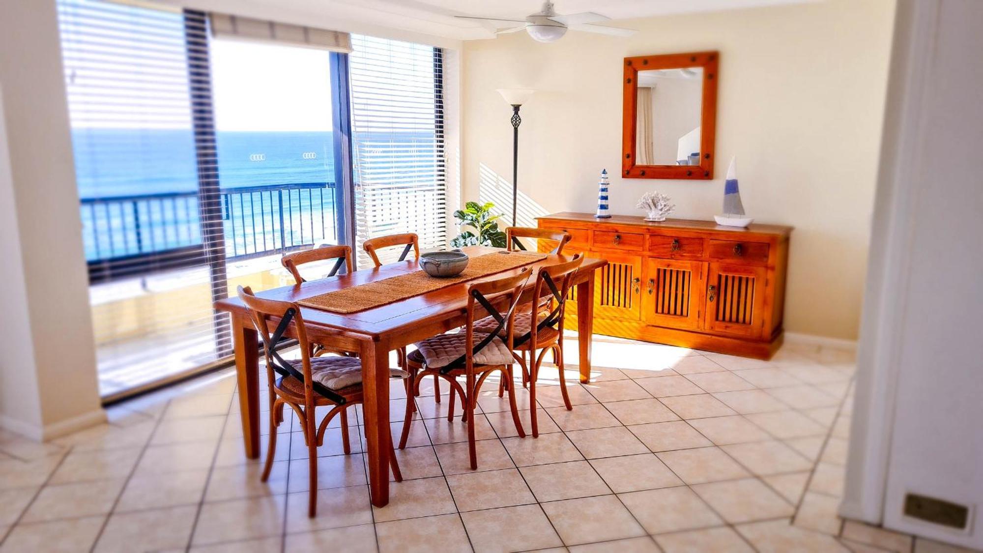 Pelican Sands Beach Resort Gold Coast Buitenkant foto