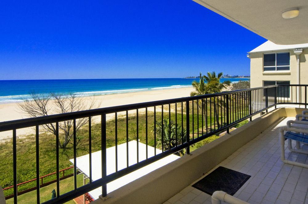 Pelican Sands Beach Resort Gold Coast Buitenkant foto