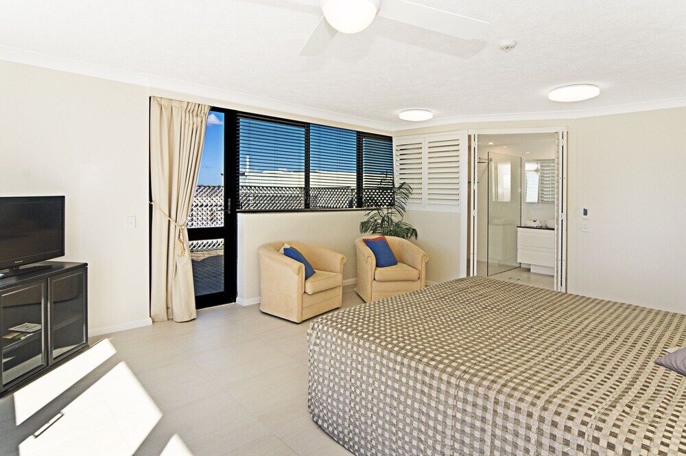 Pelican Sands Beach Resort Gold Coast Buitenkant foto